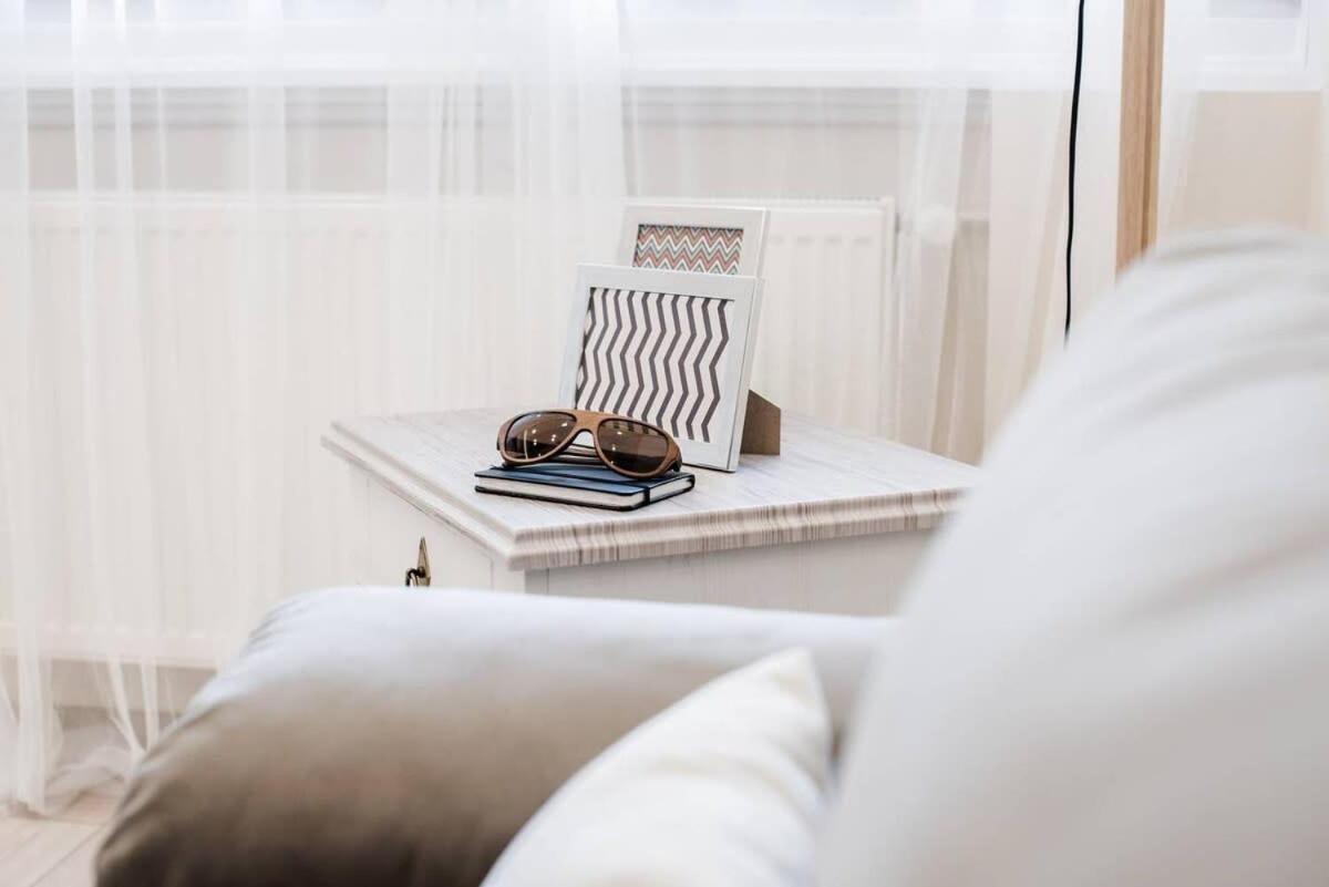 New Luxury Apartment In The Center With A/C Budapest Bagian luar foto